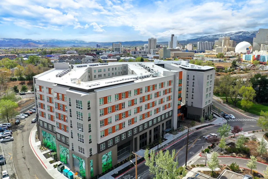 HERE Reno - 2 Bedroom in Reno