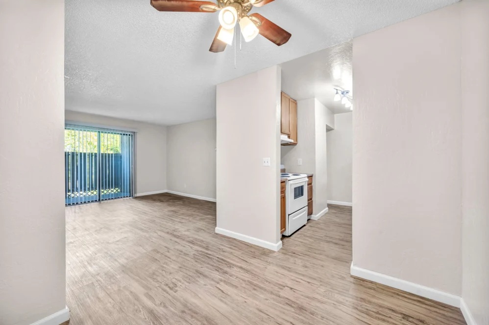 Riverwood Apartments - Studio in Reno